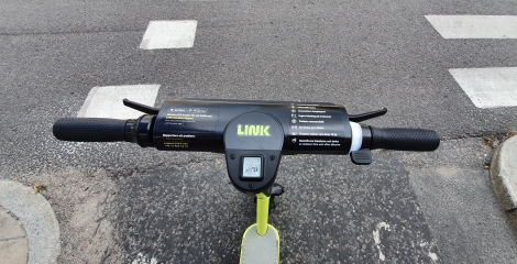 Link eldriven kick-bike för uthyrning